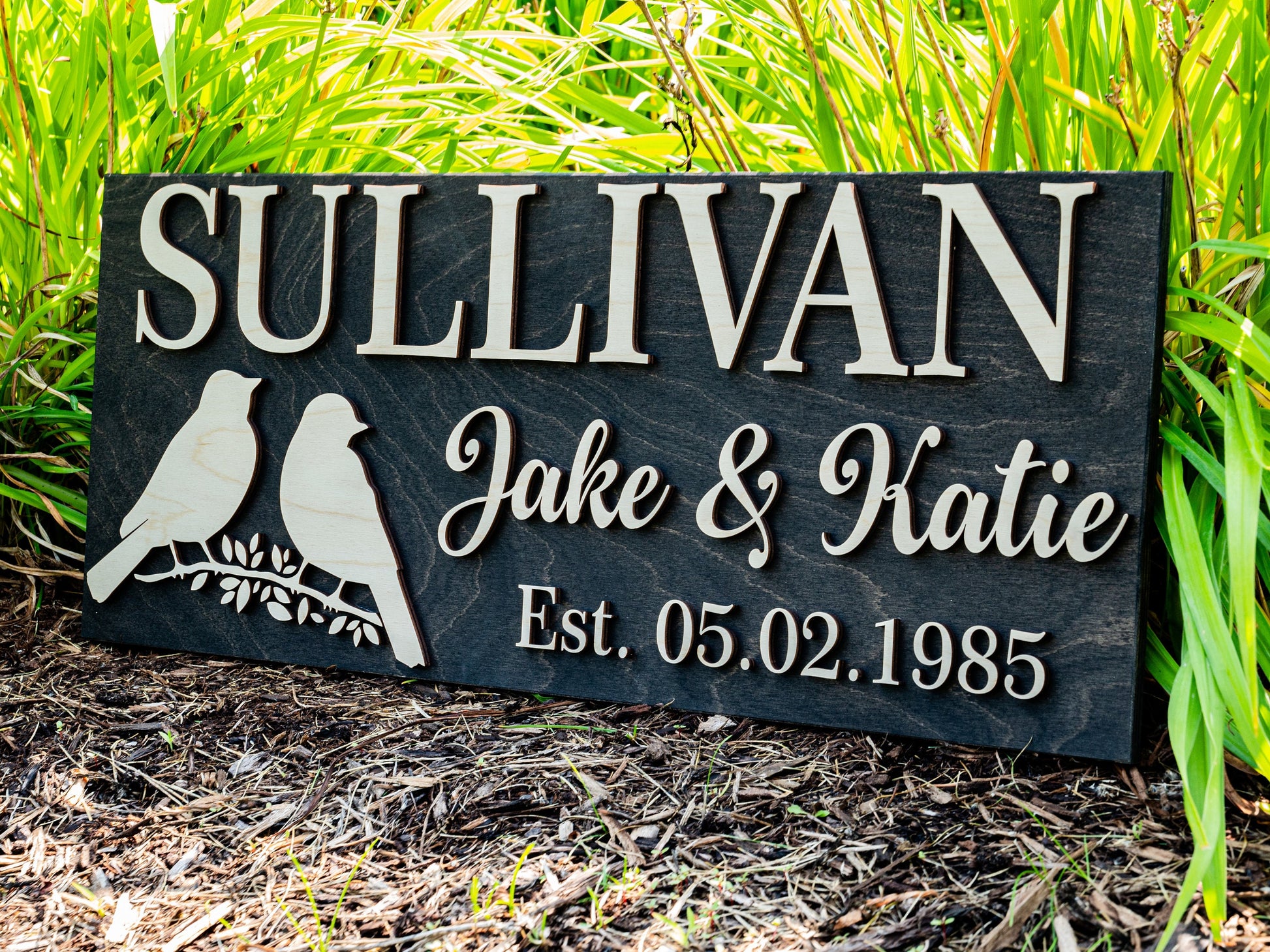 Love Birds Sign | Custom Couples Gift | Personalized Wedding Gift |  Last Name Sign | Anniversary Gift | Mothers Day Gift 3D Mr and Mrs Sign